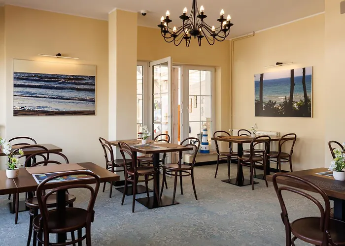 Plaza Apartment Rewal